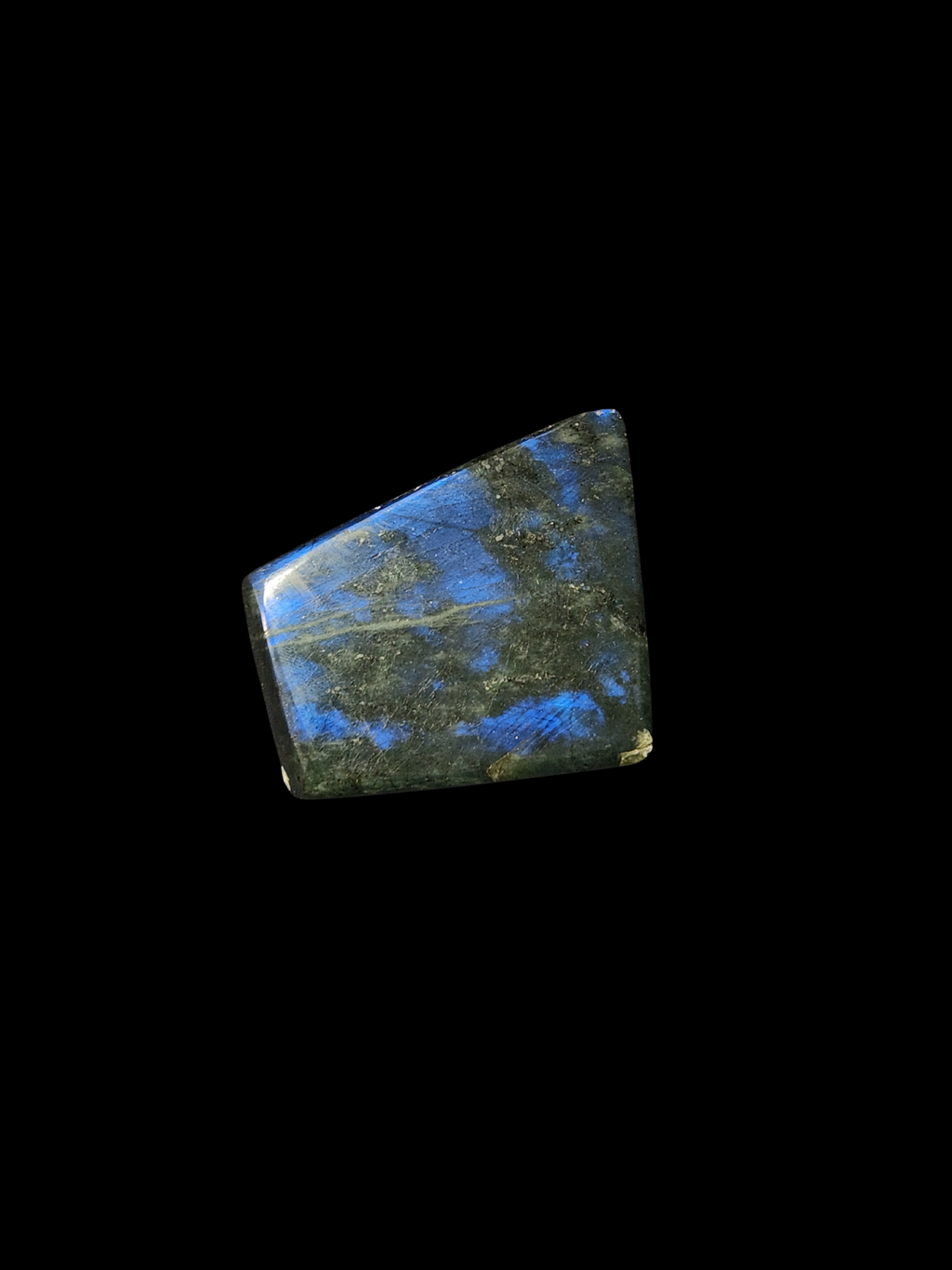 Freeform - Labradorite