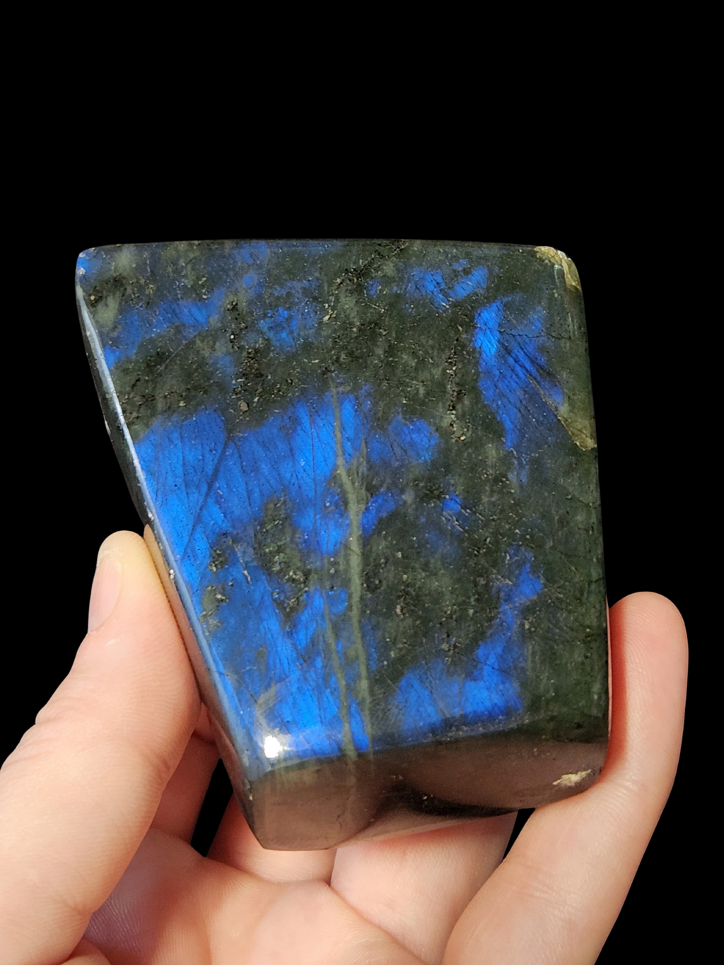 Freeform - Labradorite