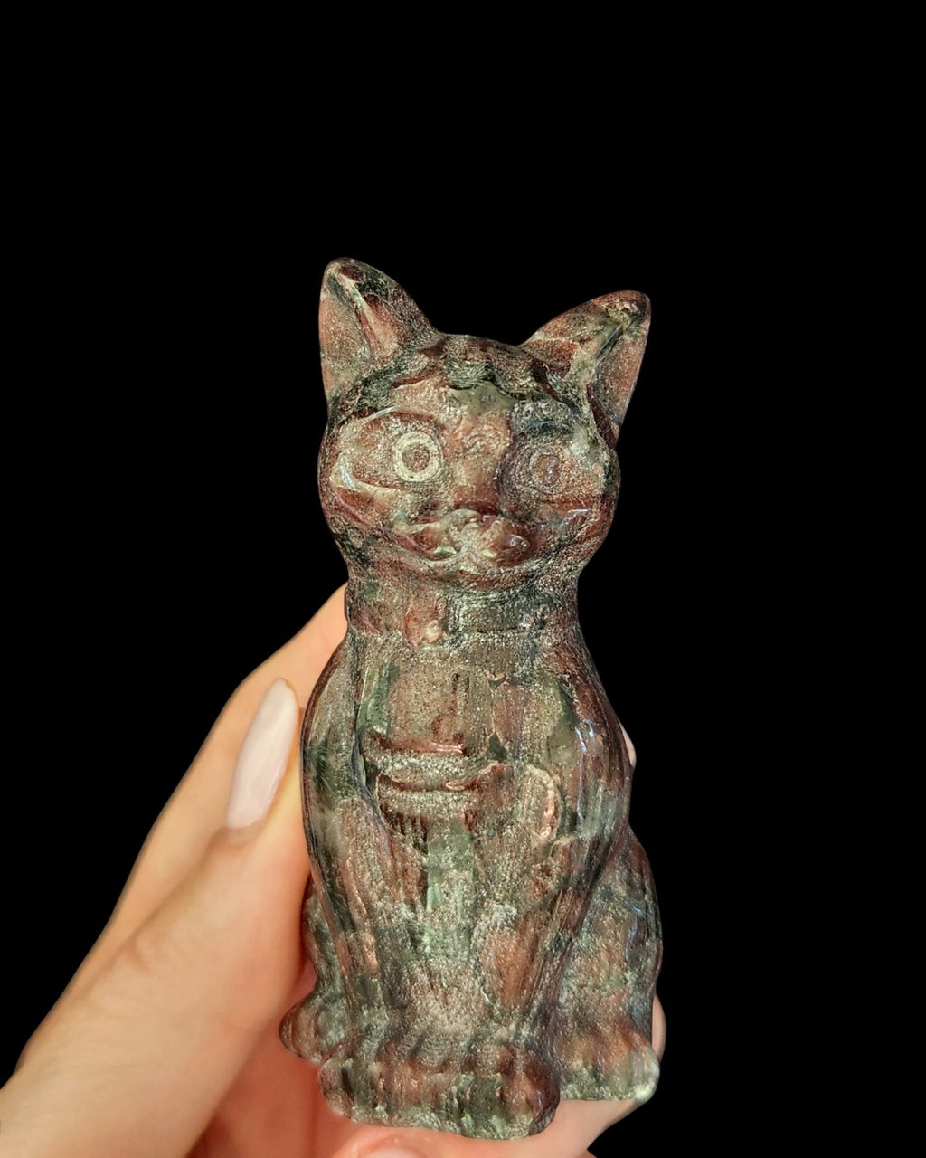 Cat - Garnet