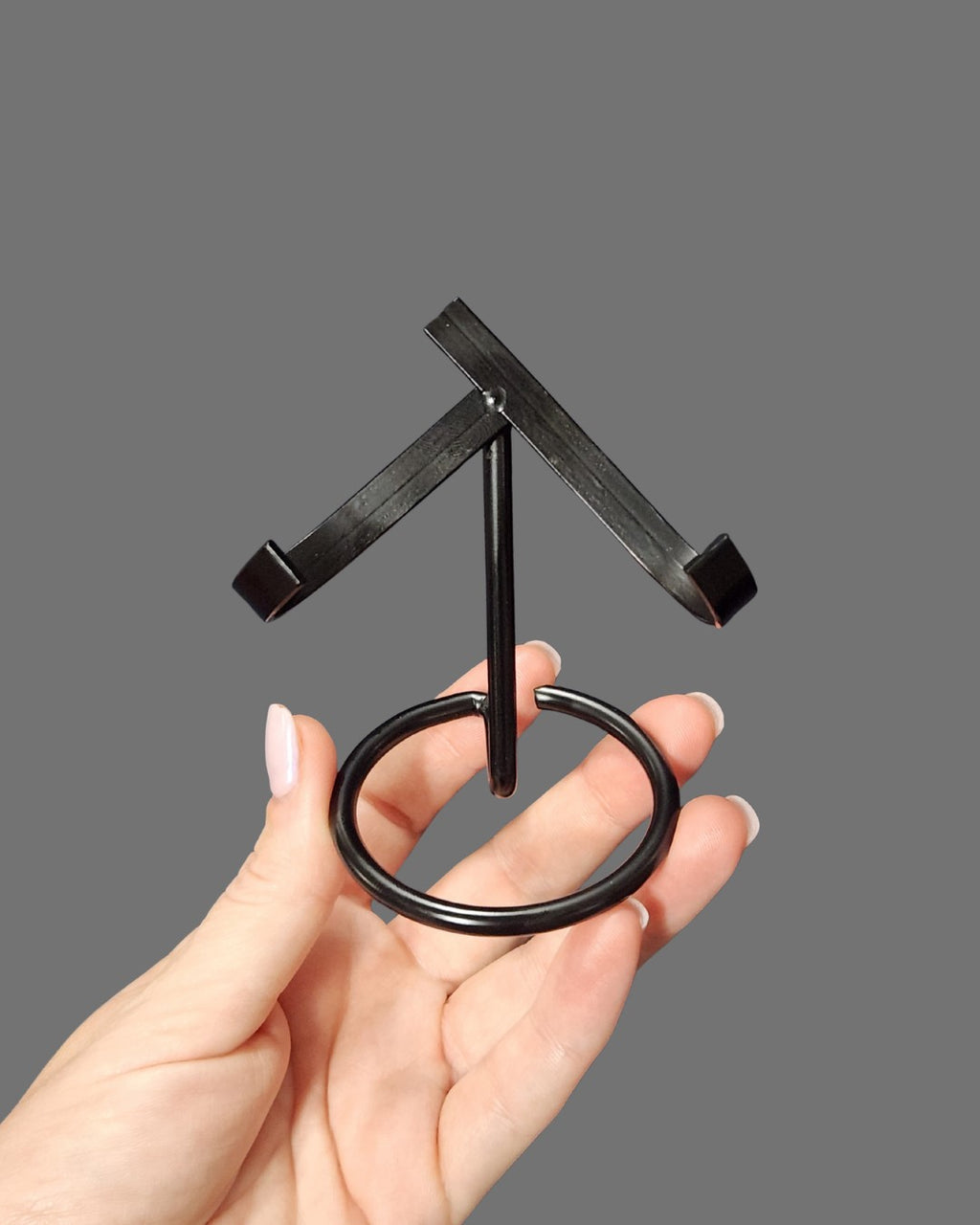 Heart Stand - Black Medium