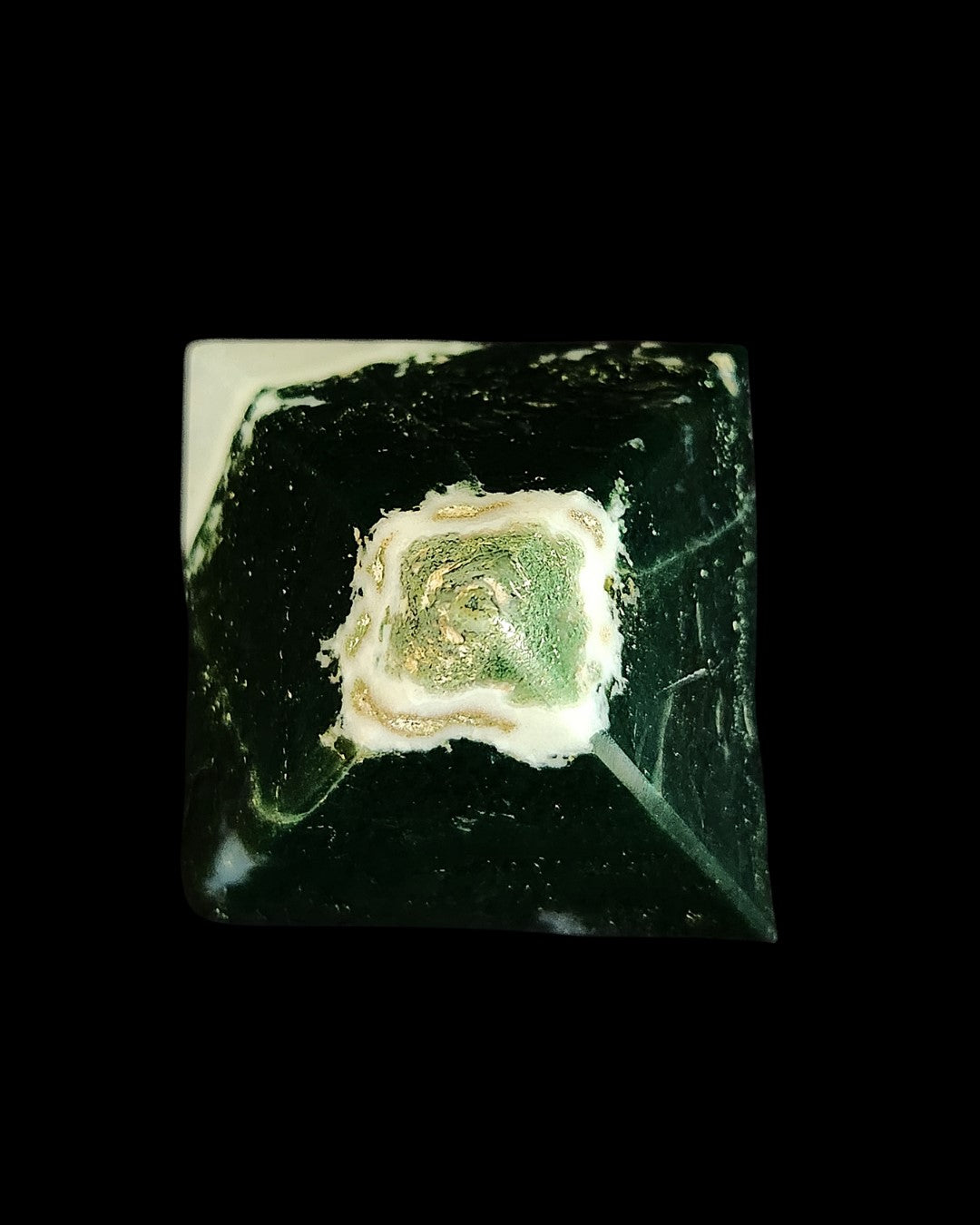 Pyramid - Moss Agate
