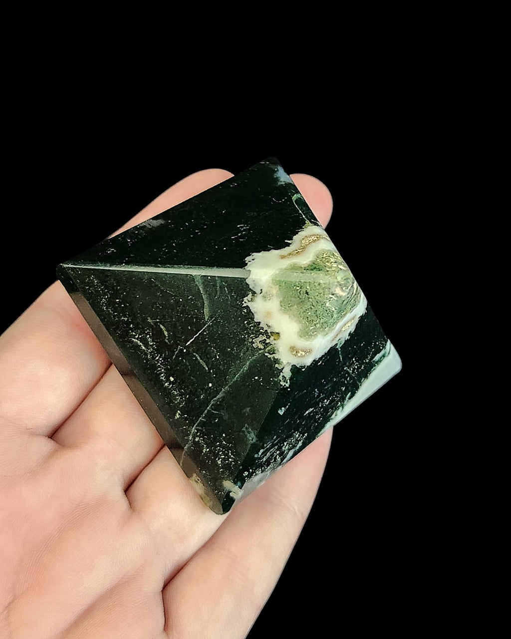Pyramid - Moss Agate