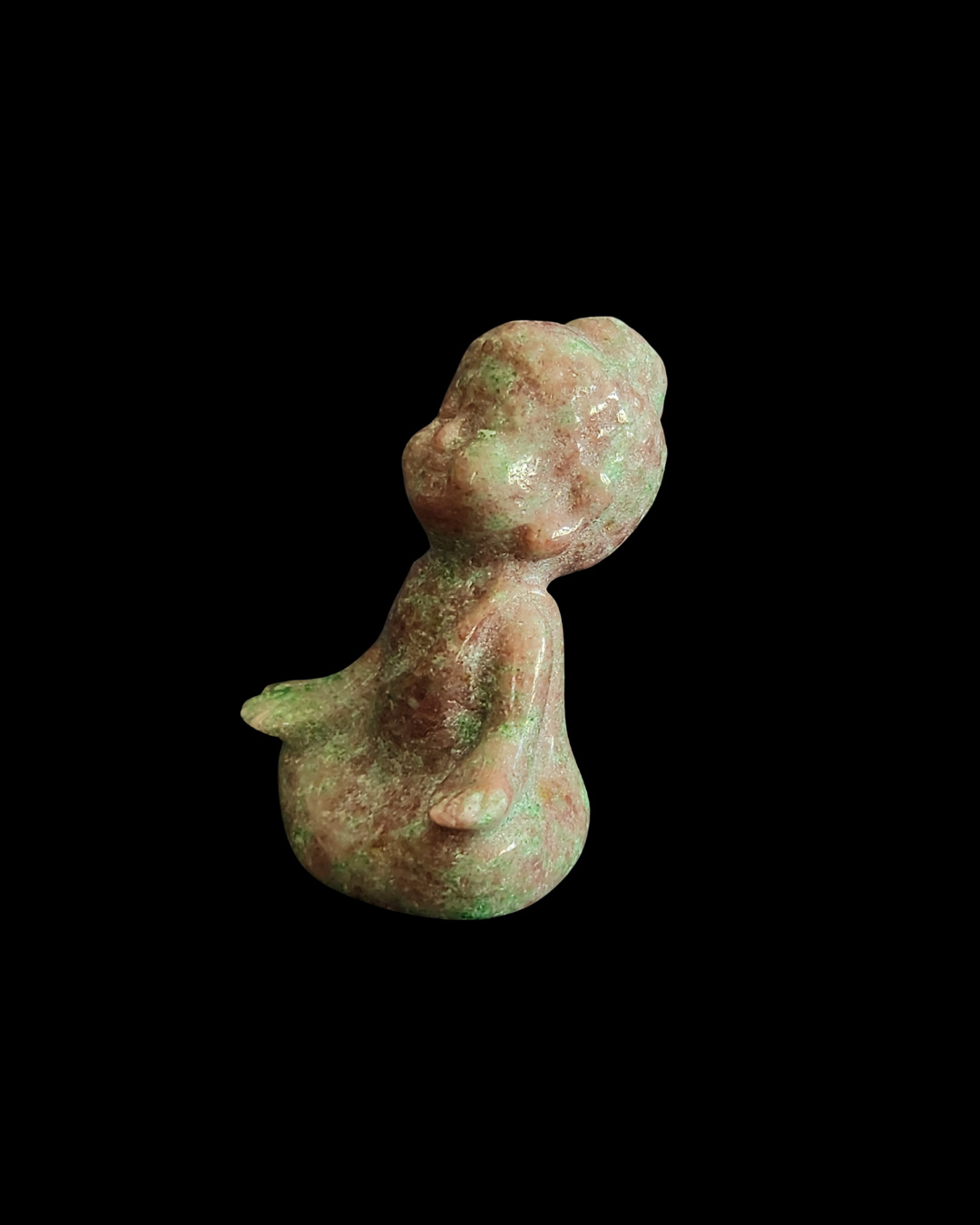 Buddha - Garnet in Fuchsite