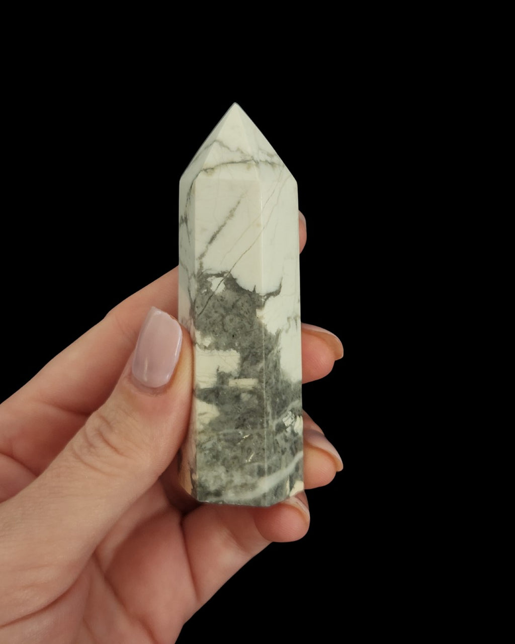 Generator - White Howlite